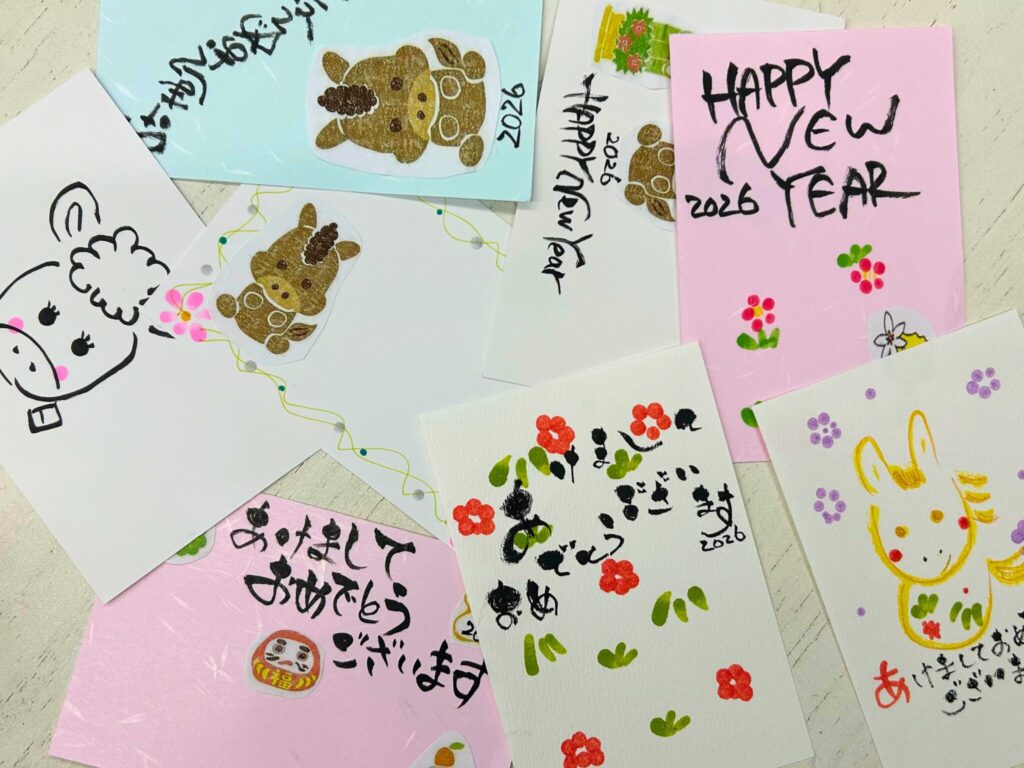 年賀状づくり🏇🎍