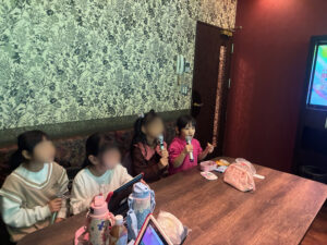 みんなでカラオケにお出かけ🎤