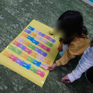 うさぎと一緒に3月カレンダー作り🐰