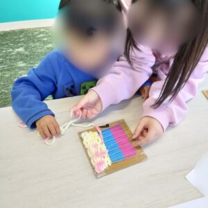色を重ねて広がる🧶毛糸コースター作り