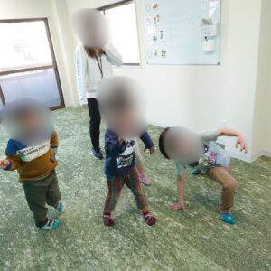 笑顔はじける体あそびタイム！