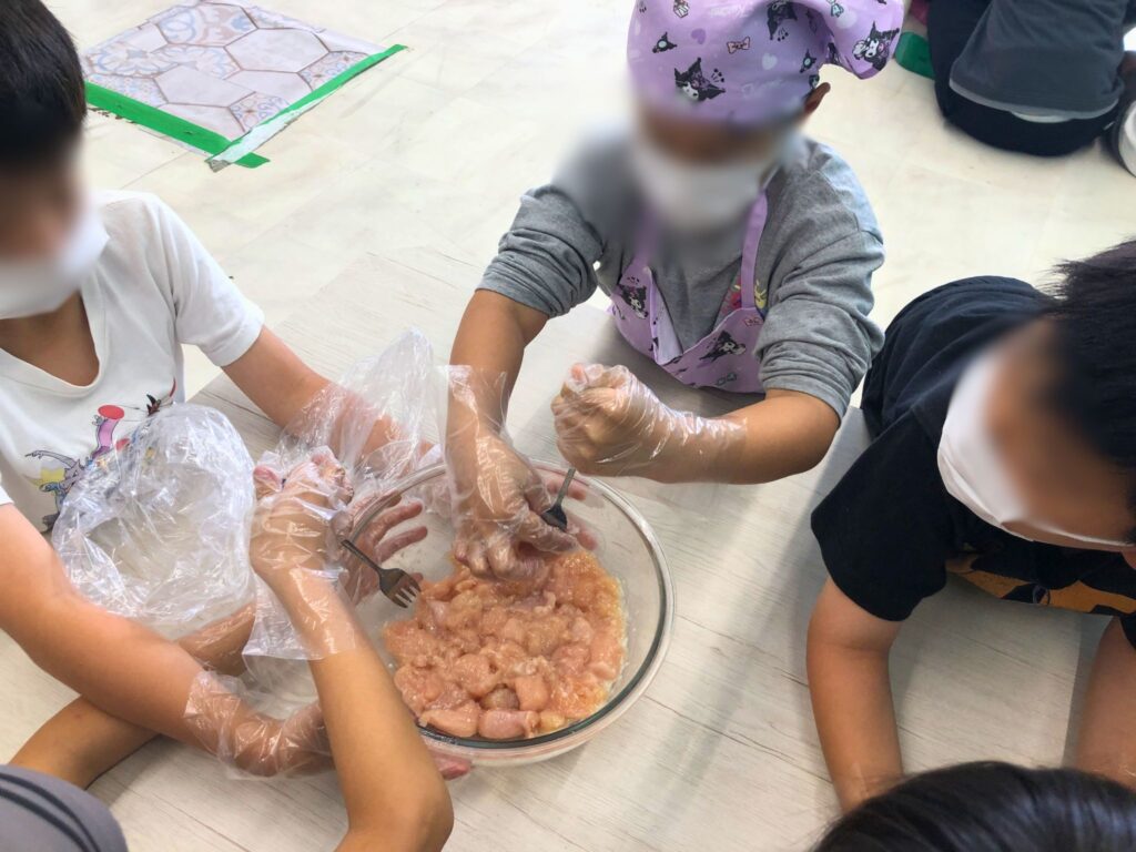 からあげ作り