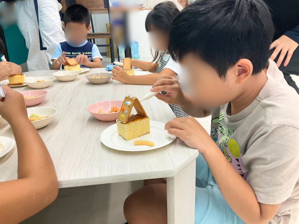 お菓子の家